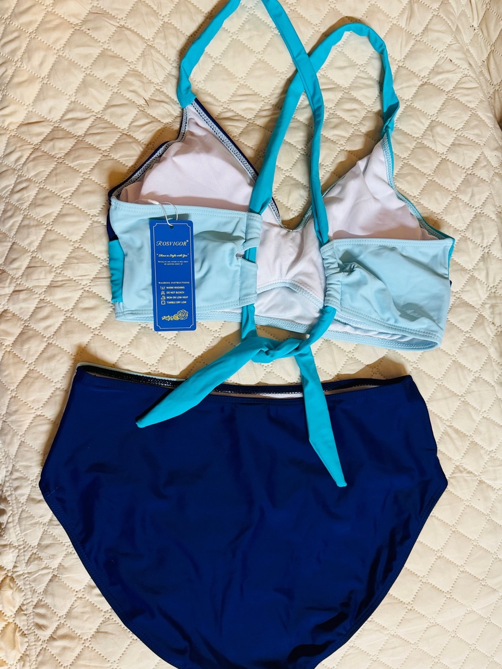 Bathing suit - Picture 3 of 3